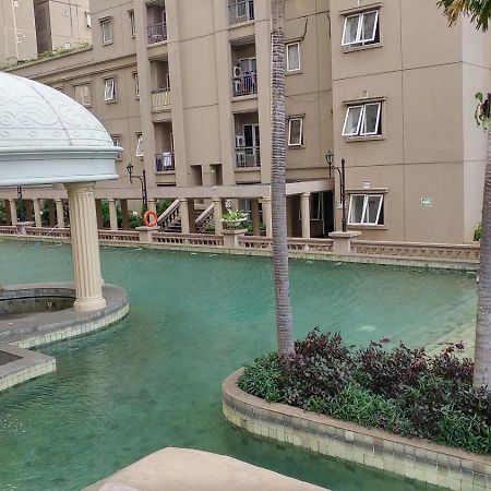 3Br Grand Palace With Private Bathtub By Travelio Jakarta Luaran gambar