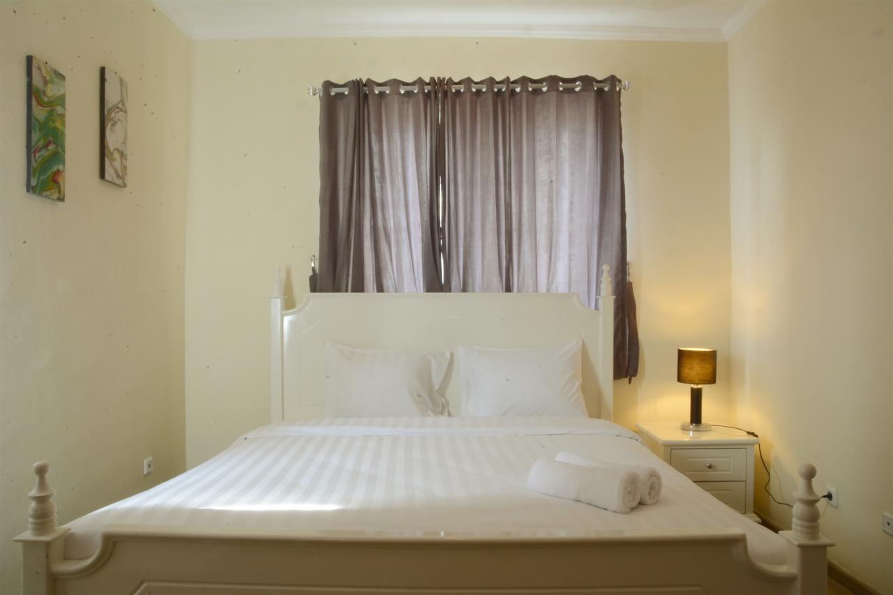 3Br Grand Palace With Private Bathtub By Travelio Jakarta Luaran gambar