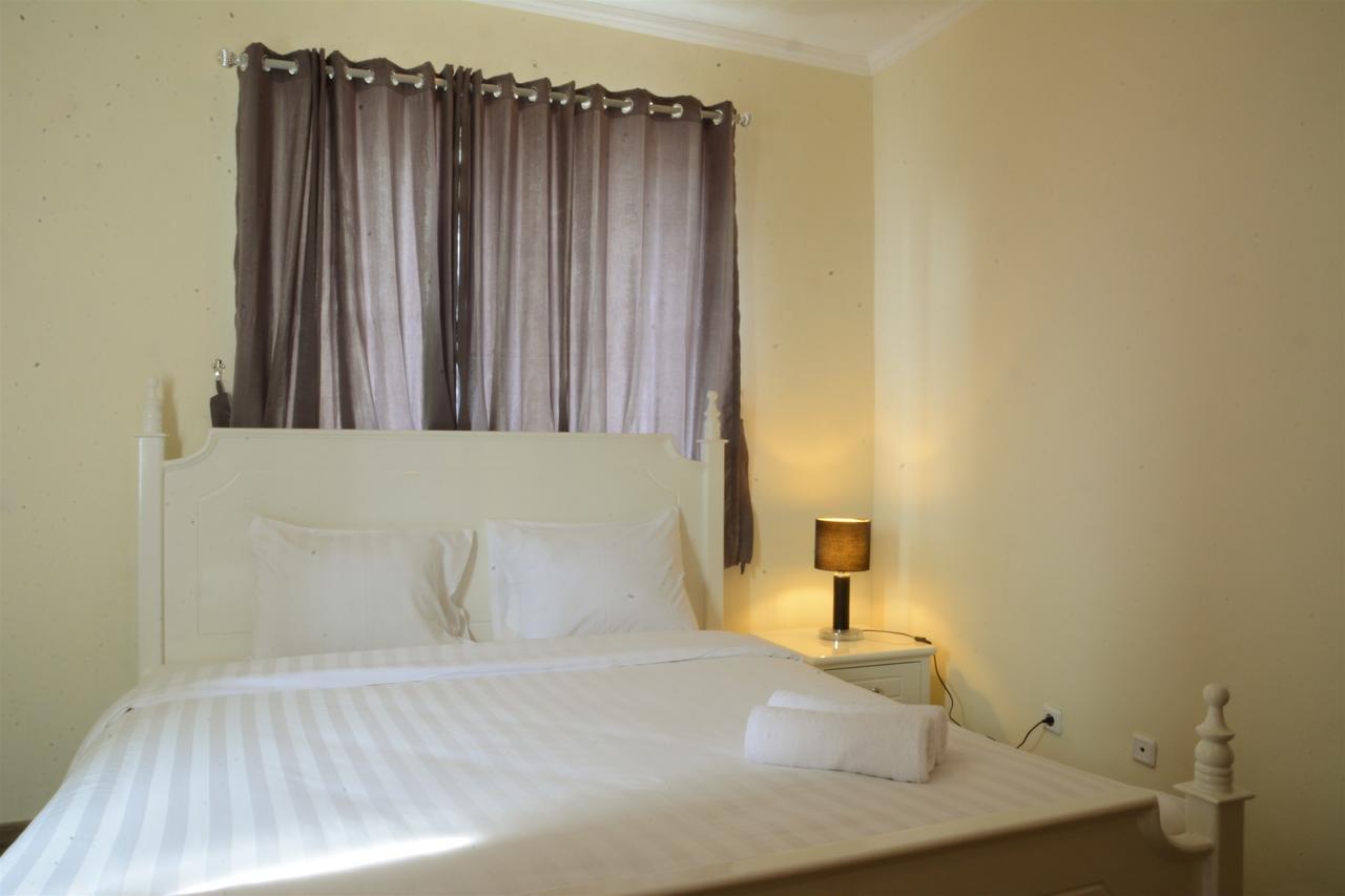 3Br Grand Palace With Private Bathtub By Travelio Jakarta Luaran gambar