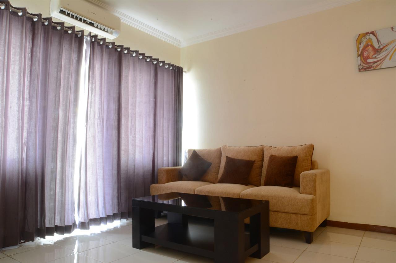 3Br Grand Palace With Private Bathtub By Travelio Jakarta Luaran gambar